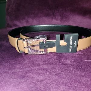 Michael Kors Men's Tan Brown Faux Leather 32" Dre